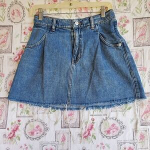 Free People We The Free Blue Denim Mini Skirt A-Line Pleated Frayed Hem Size 26